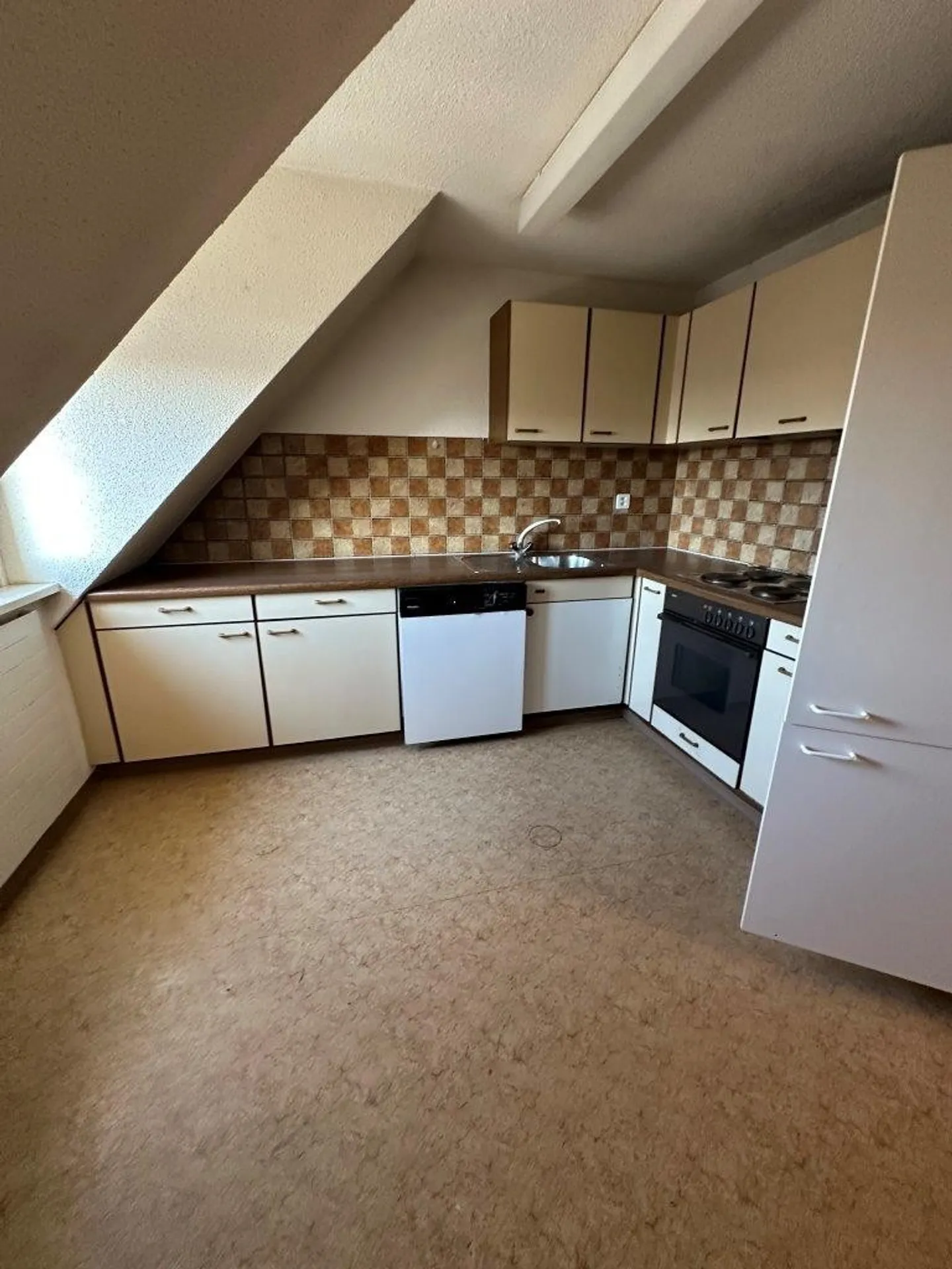 Incantevole appartamento mansardato di 3 stanze a San Gallo - Foto 8 di 12