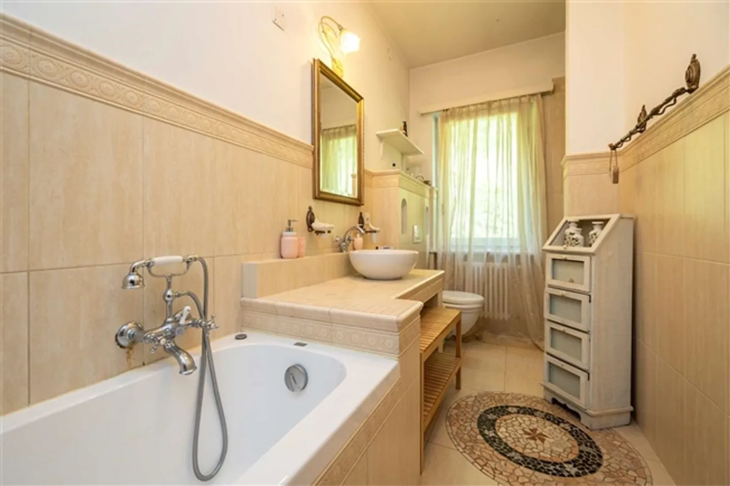 Un'oasi con charme e vista mozzafiato - Foto 8 di 10