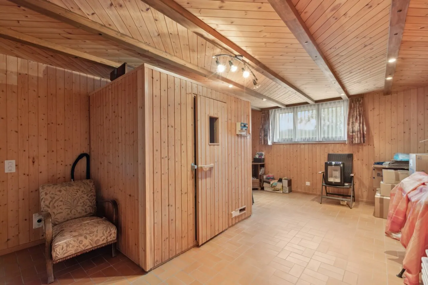 Family Paradise in a Nature-Friendly Location - Photo 7 of 10