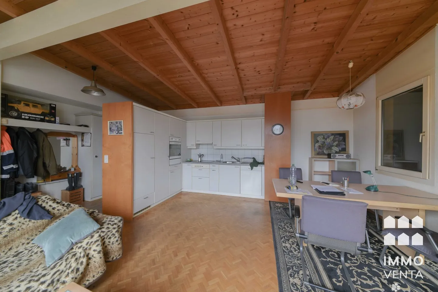 Helle 3-Zimmer-Wohnung mit Balkon - Foto 2 von 9