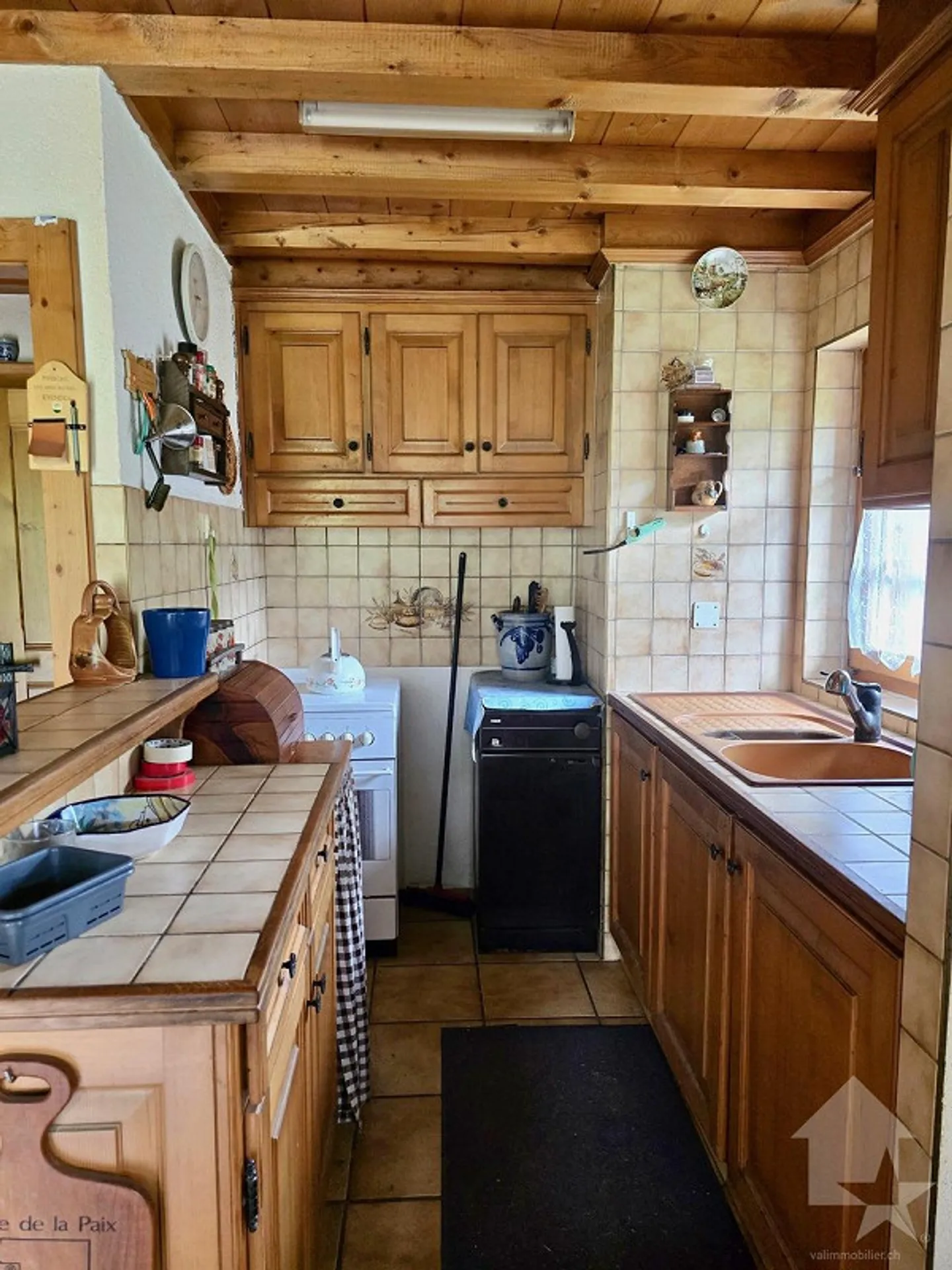 Un authentique Mayen d'été dans le Val de Bagnes, un rare refuge alpin - Photo 2 sur 30