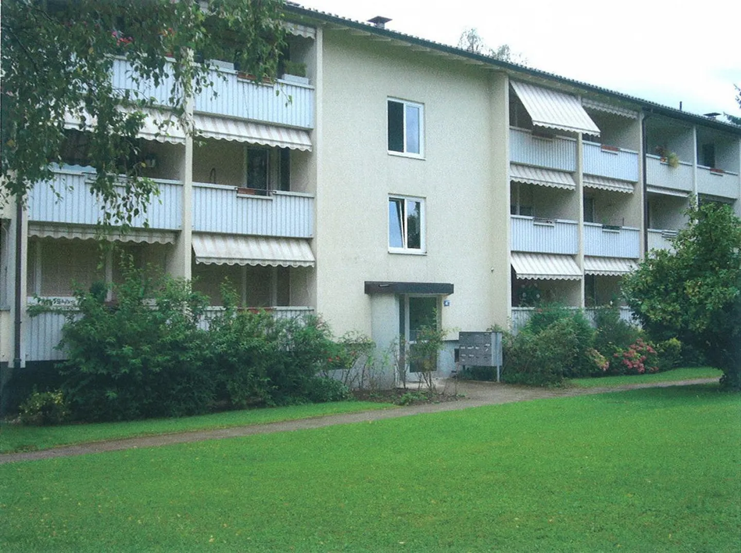 No but mine. Living near Neuörlikon. - Photo 1 of 6