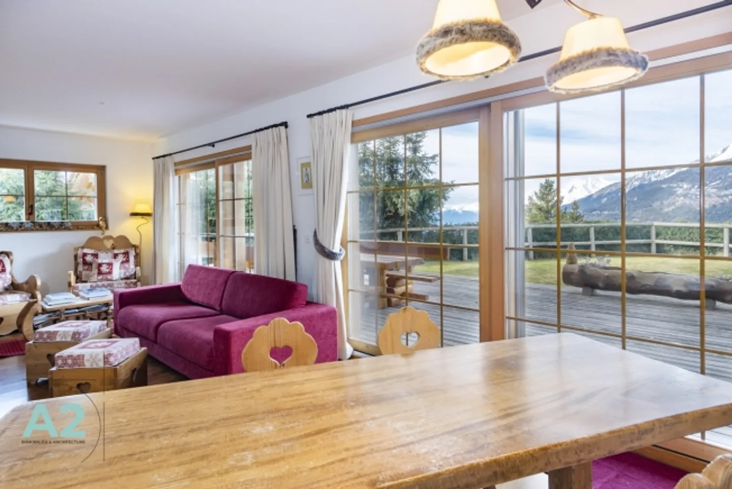 Chalet con vista mozzafiato sulla valle e sulle Alpi - Foto 2 di 19