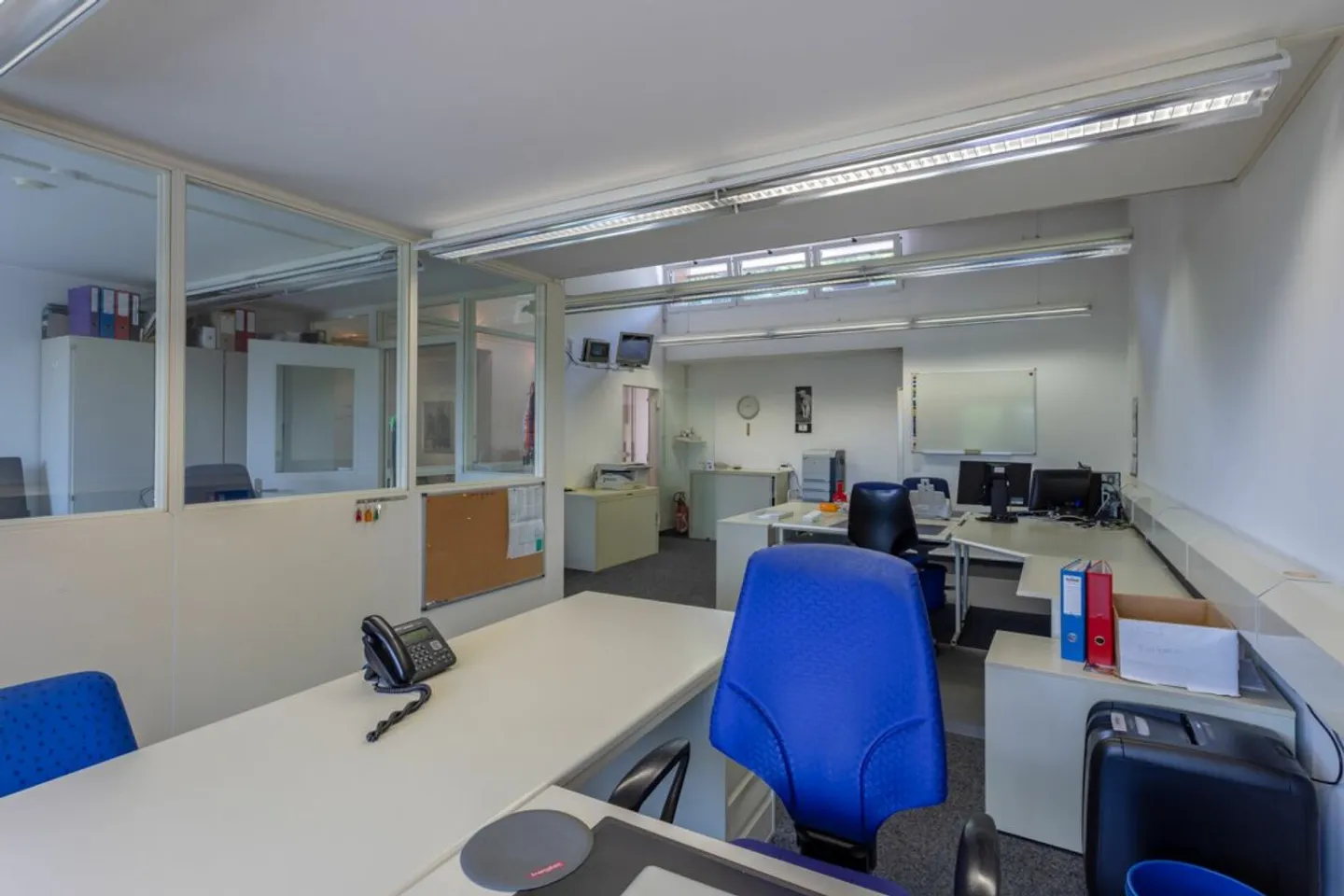 Attraktive Büroräume, zentral und gut erschlossen - Foto 4 von 11