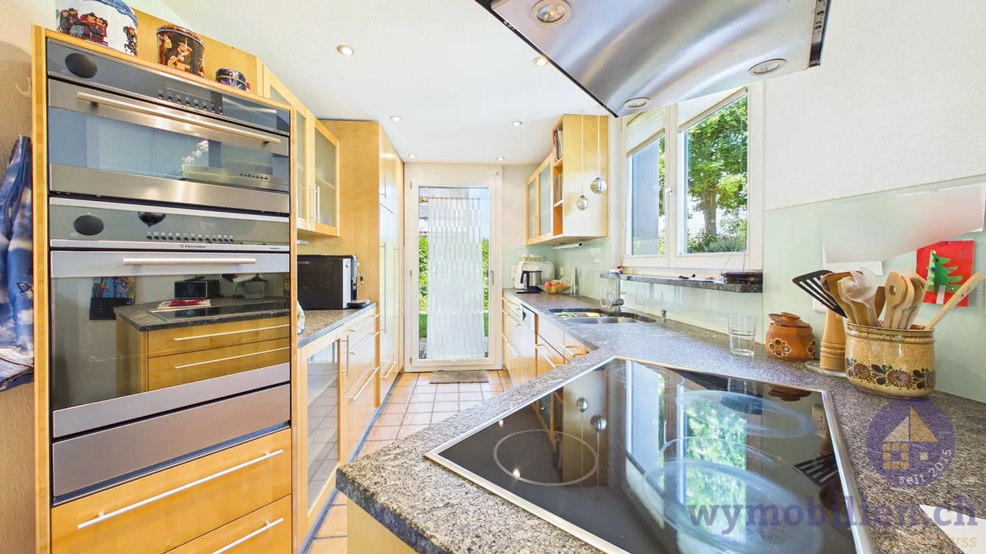 Casa familiare architettonica a Sumiswald - Foto 4 di 13