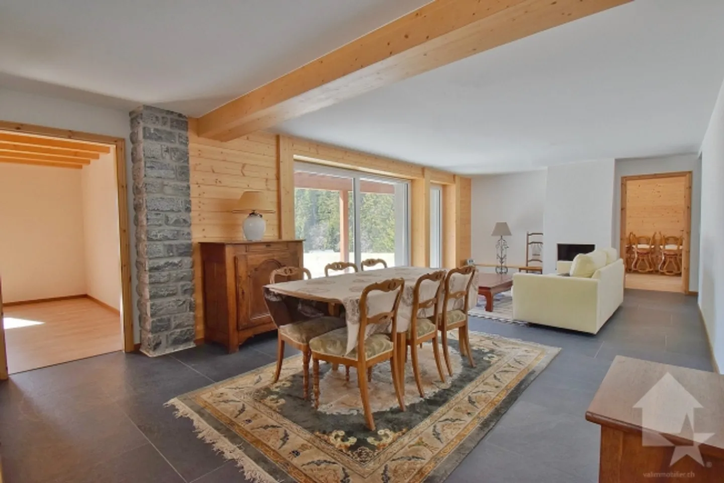 Bellissima proprietà con 3 appartamenti completamente ristrutturati - Foto 9 di 13
