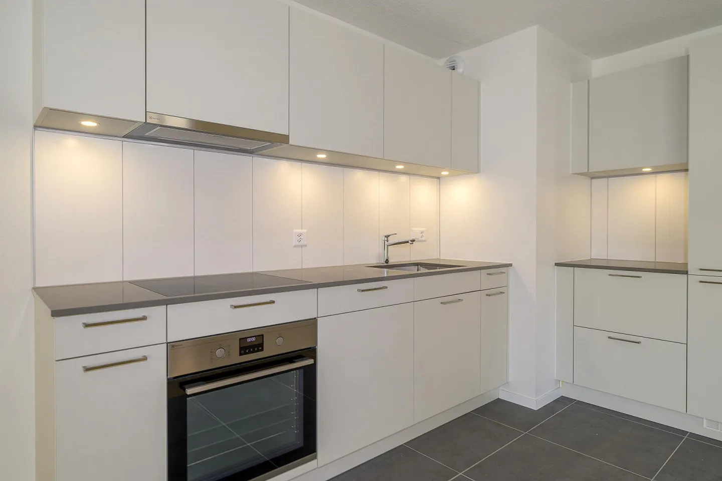 Einziehen in Morges! Mehrere 3.5-Zimmer-Wohnungen in einem renovierten Gebäude - Foto 2 di 5