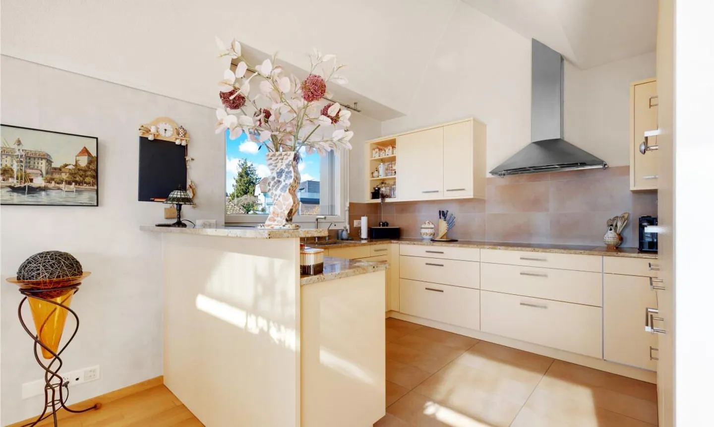 Proprietà eccezionale a Pully: duplex spazioso con vista mozzafiato - Foto 9 di 13