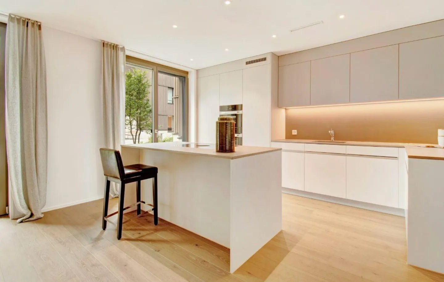 Charmante 4½-Zimmer-Wohnung - Foto 2 von 9