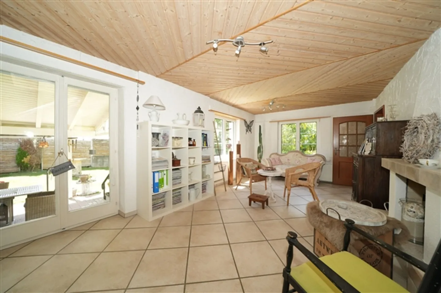 «Freistehendes Einfamilienhaus mit grosszügigem Garten an zentraler Lage» - Foto 6 von 9