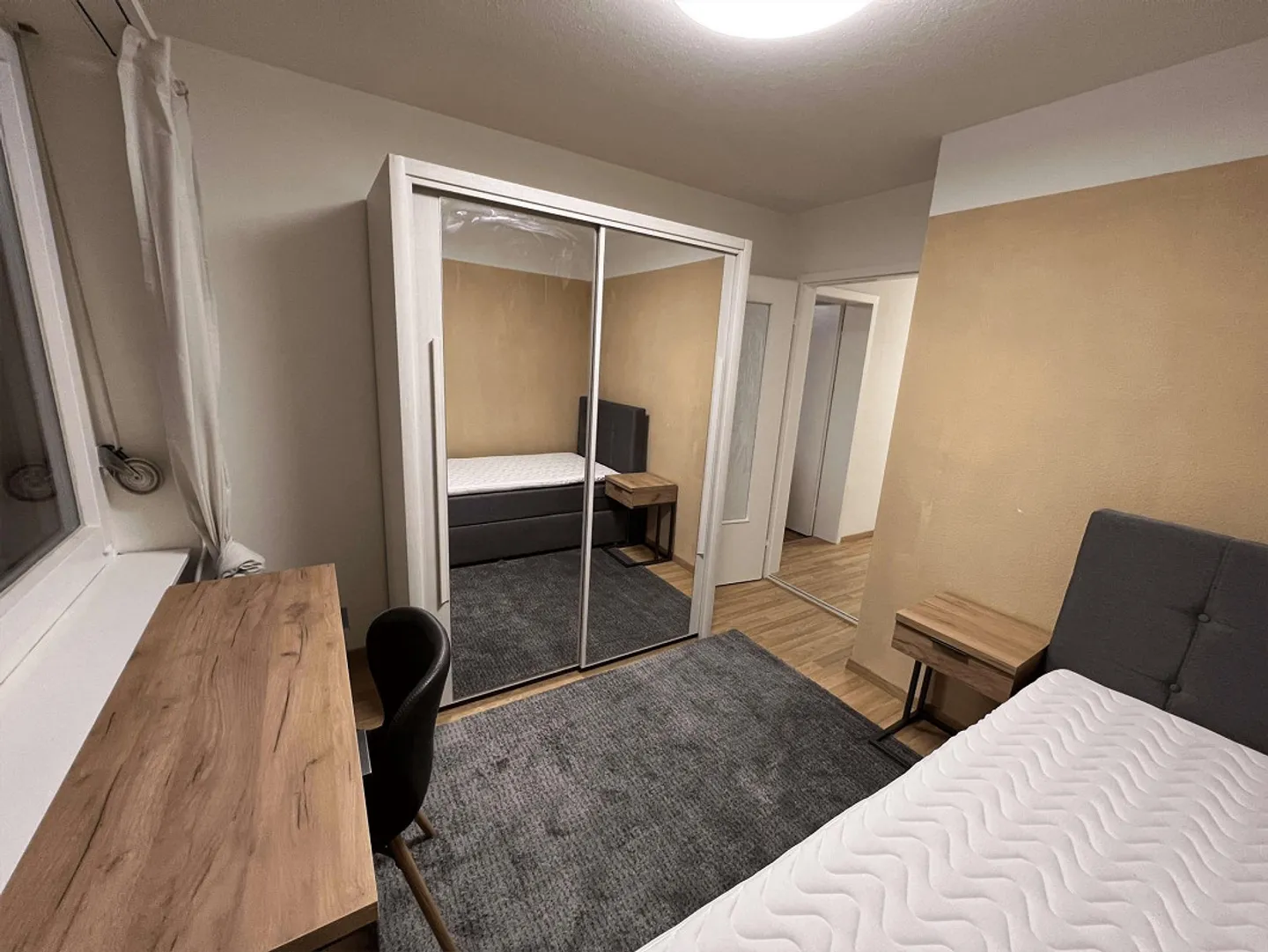 Möbliertes Zimmer in Top-Lage - Foto 3 von 14
