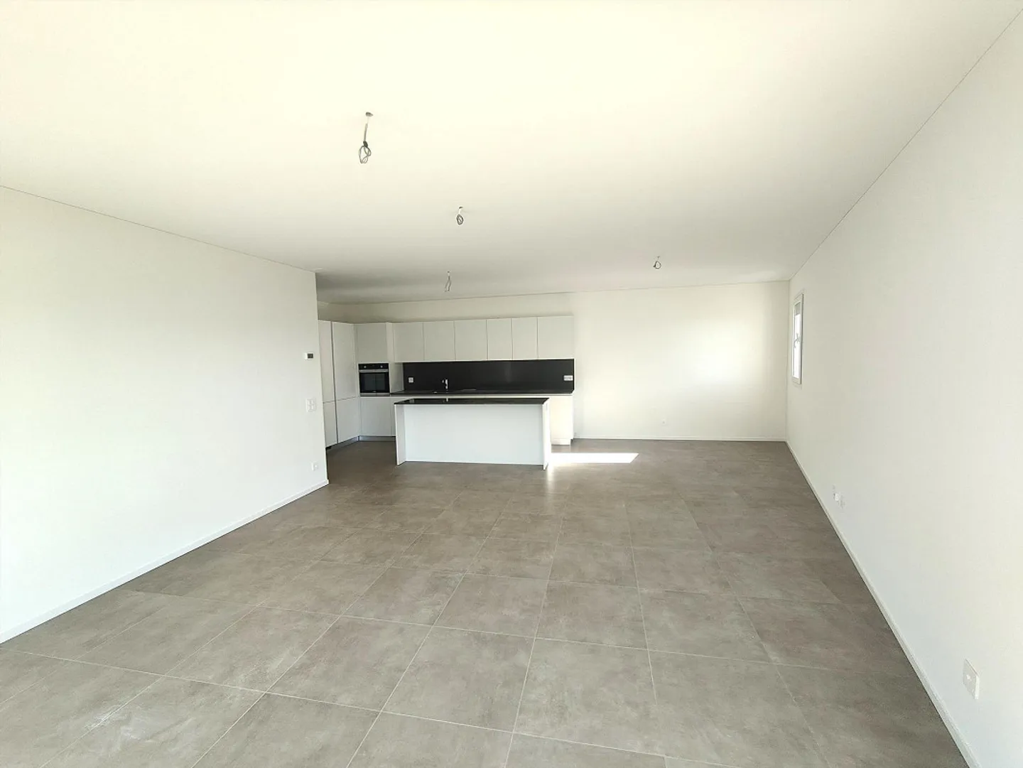 New 4.5 room apartments, with open view, in Camorino - Photo 8 of 14