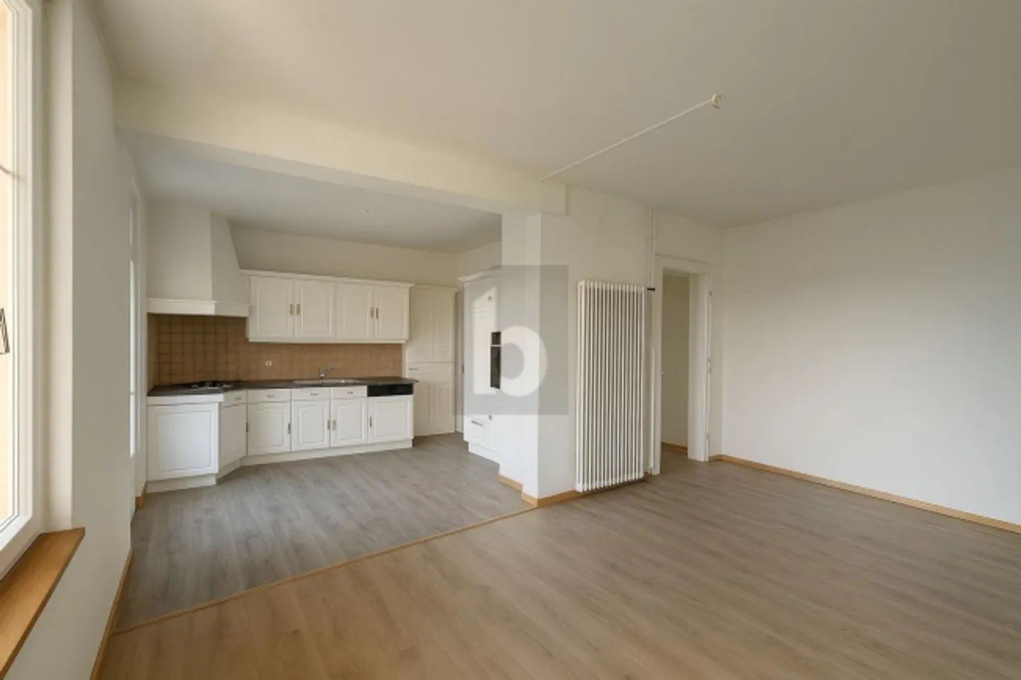 «BIJOU POLYVALENT ET CHARMANT AVEC POTENTIEL» - Photo 2 sur 6