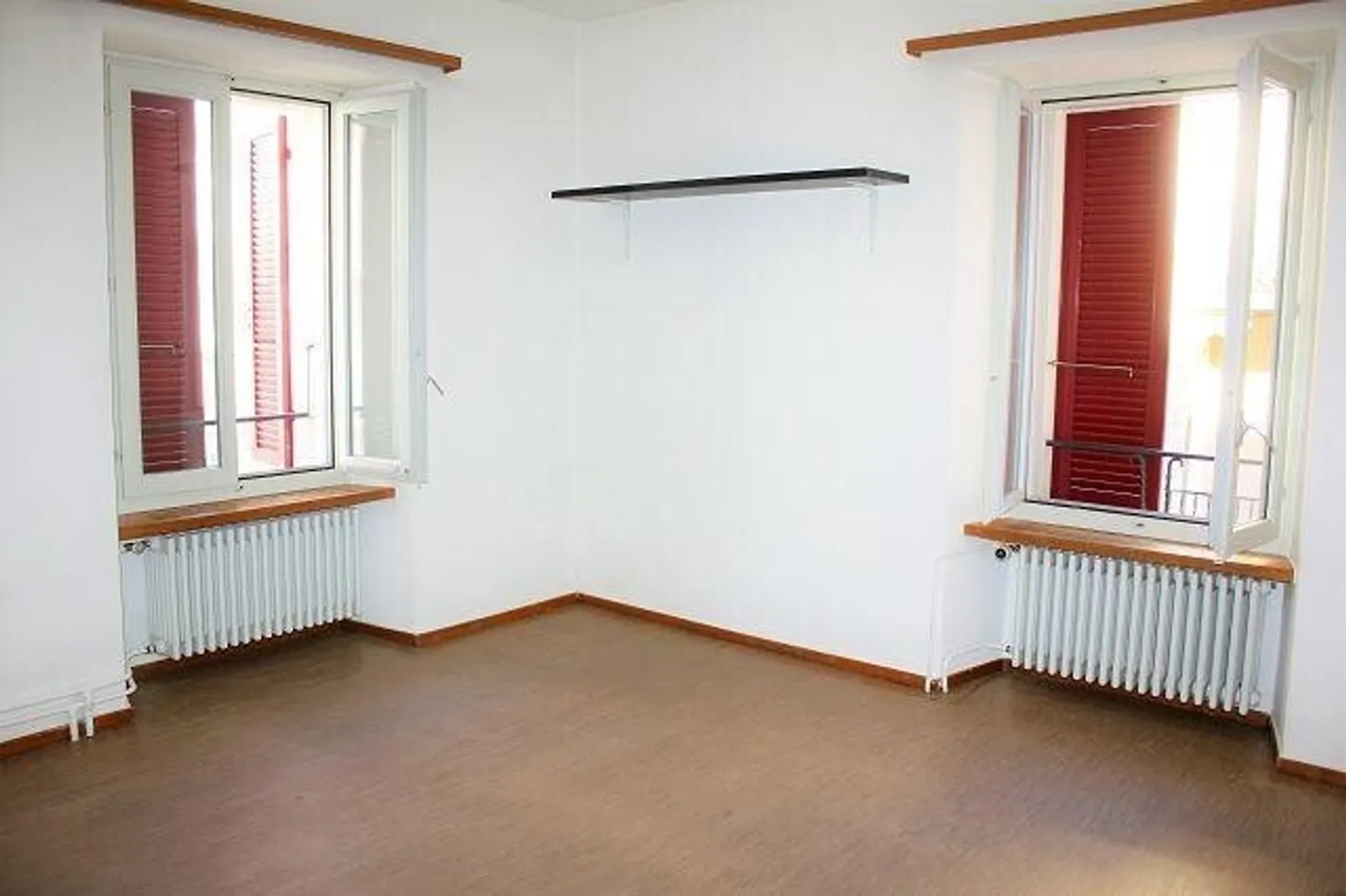 Maison multifamiliale de 3 appartements à revenus avec terrasses et garage / 3-Fa... - Photo 10 sur 13