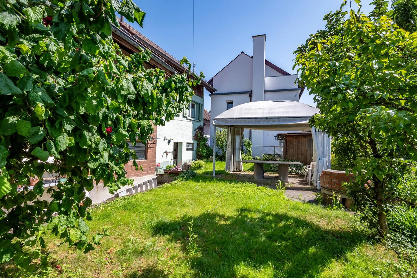 Casa residenziale per famiglie con potenziale di espansione - Foto 13 di 16