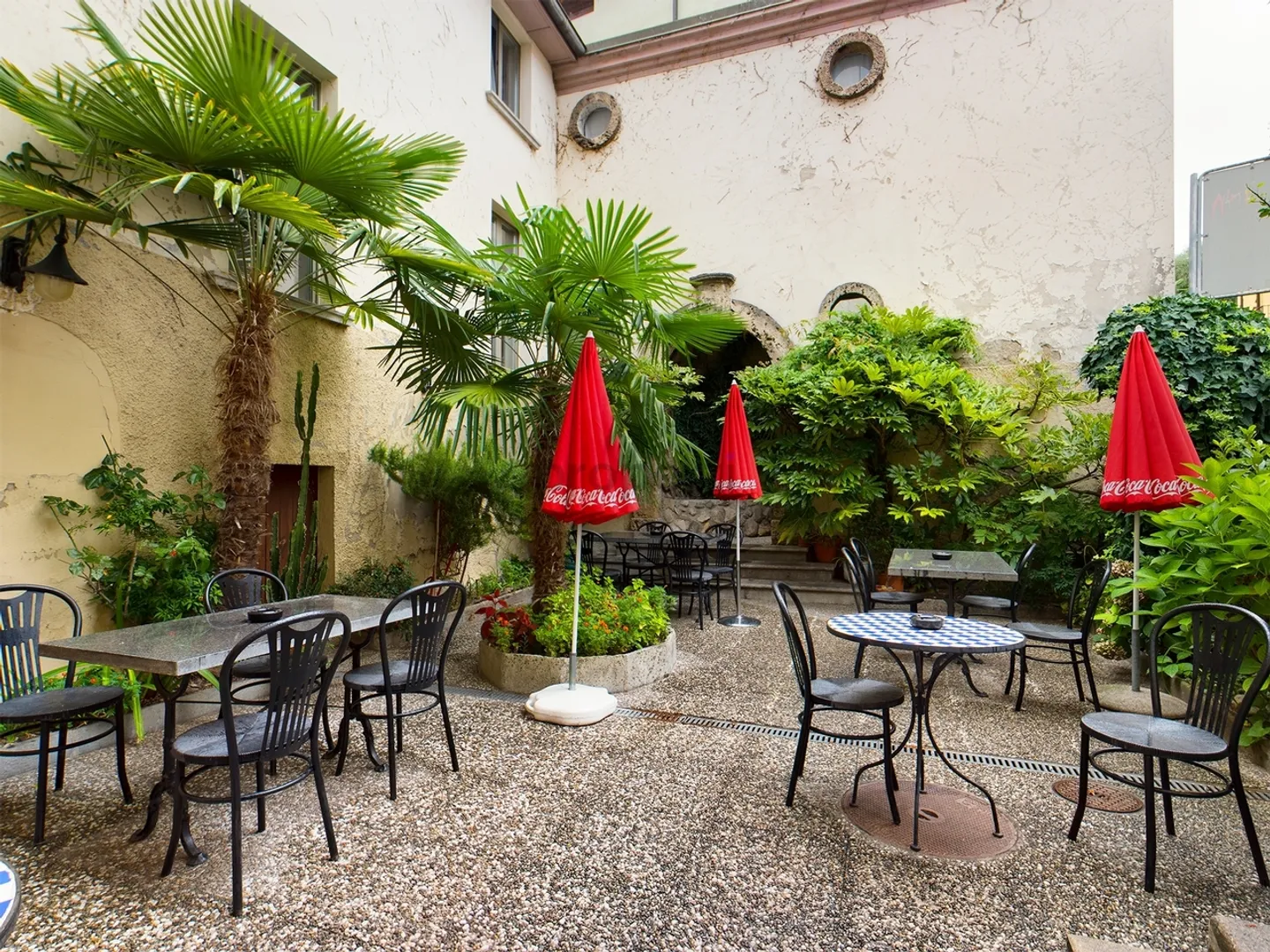 Schmuckstück in Mendrisio zu Verkaufen: Zentrale Lage und Enormes Potenzial - Foto 7 von 9