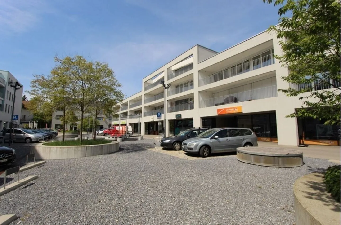 Inizio verso la propria felicità - Foto 1 di 8