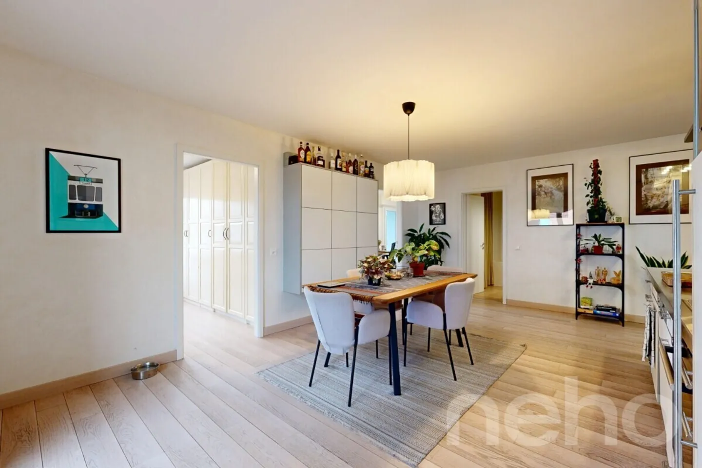 Very beautiful crossing penthouse with balconies and 2 parking spaces - Photo 4 of 13