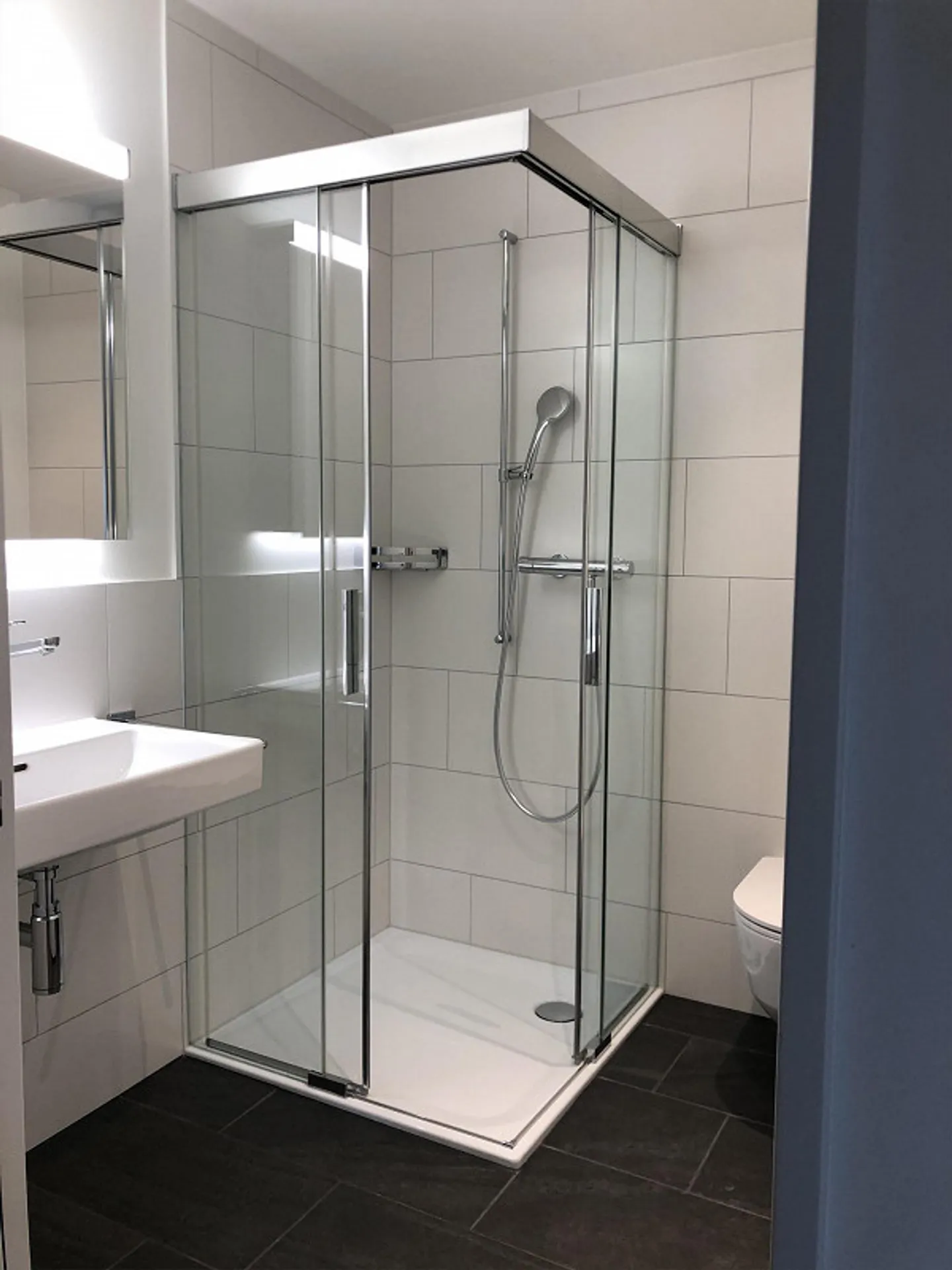 Appartement spacieux, moderne et confortable - Photo 6 sur 7