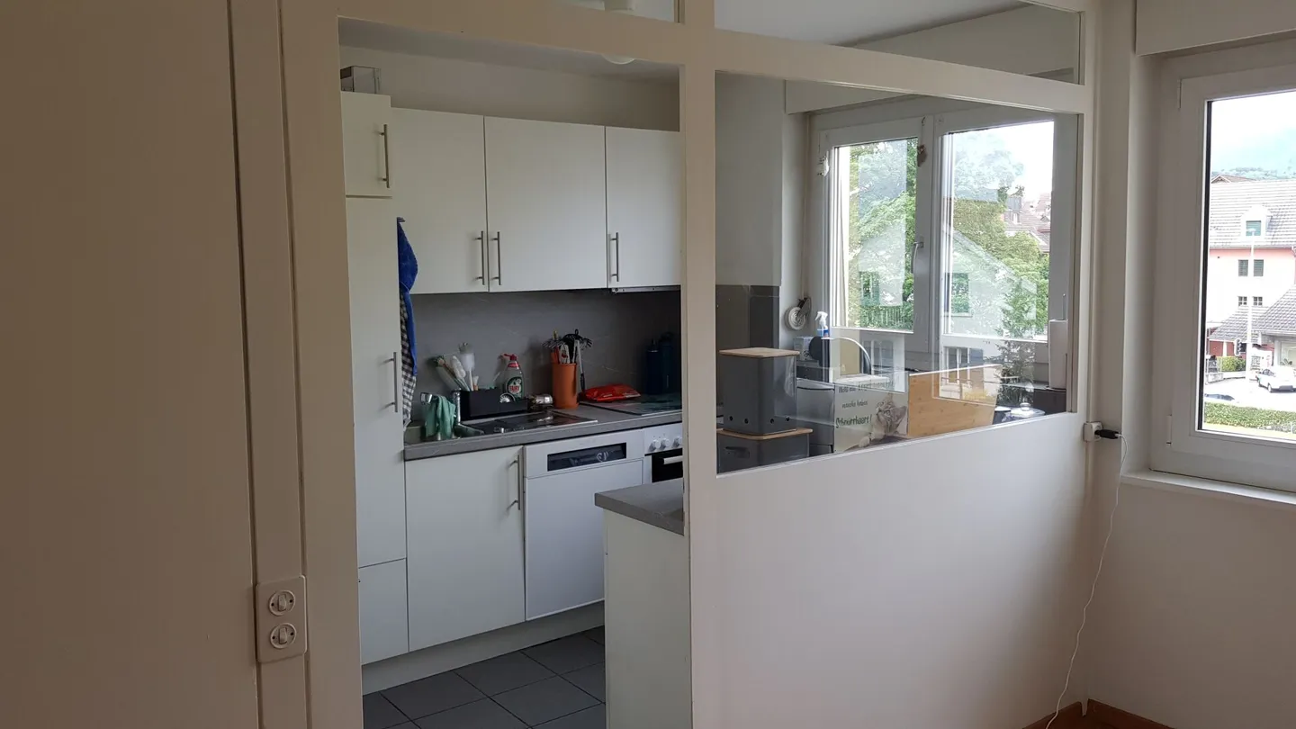 Appartamento accogliente di 4,5 stanze – La tua nuova casa per sentirti a tuo agio - Foto 2 di 11