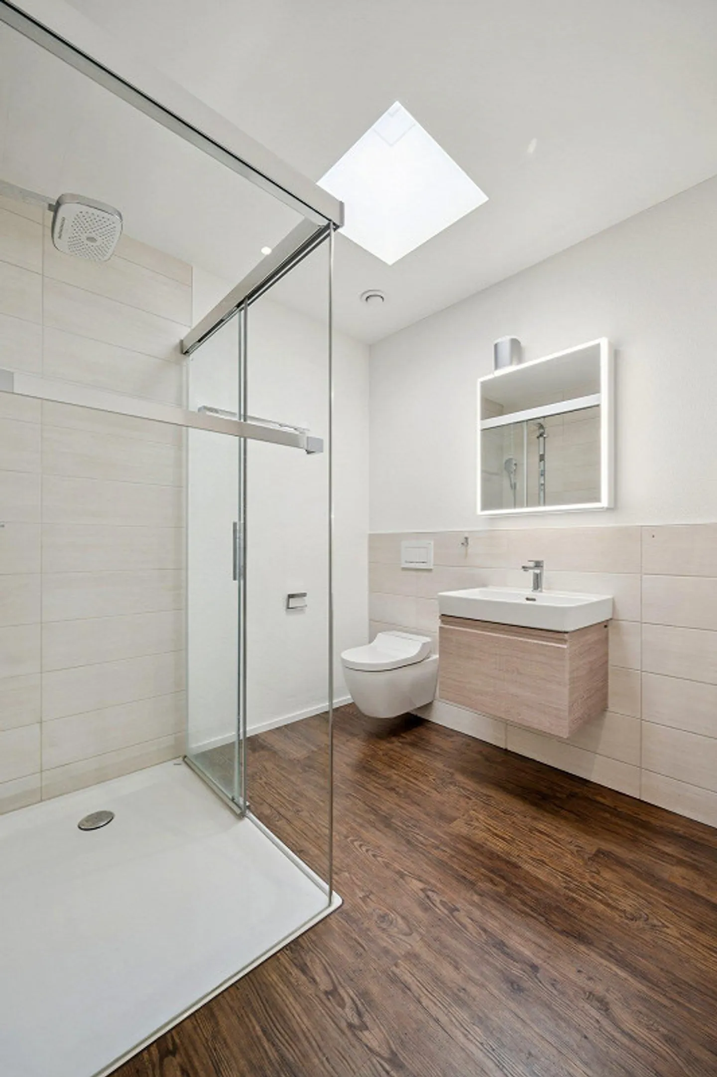 Exclusive penthouse apartment with unique tranquility and panoramic views - Photo 6 of 7