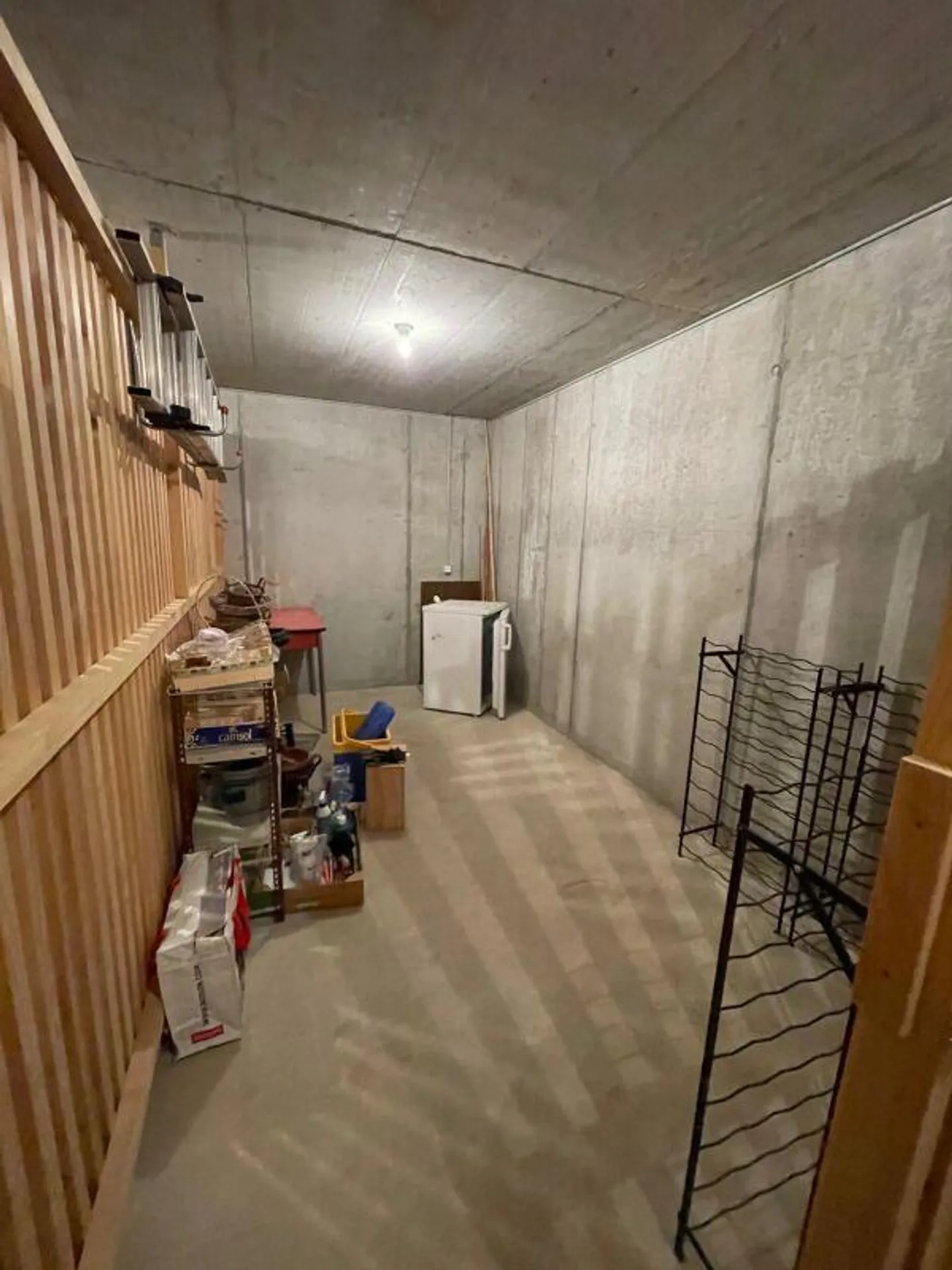 APPARTAMENTO ACCOGLIENTE DI 4,5 STANZE IN UN AMBIENTE TRANQUILLO - Foto 11 di 12