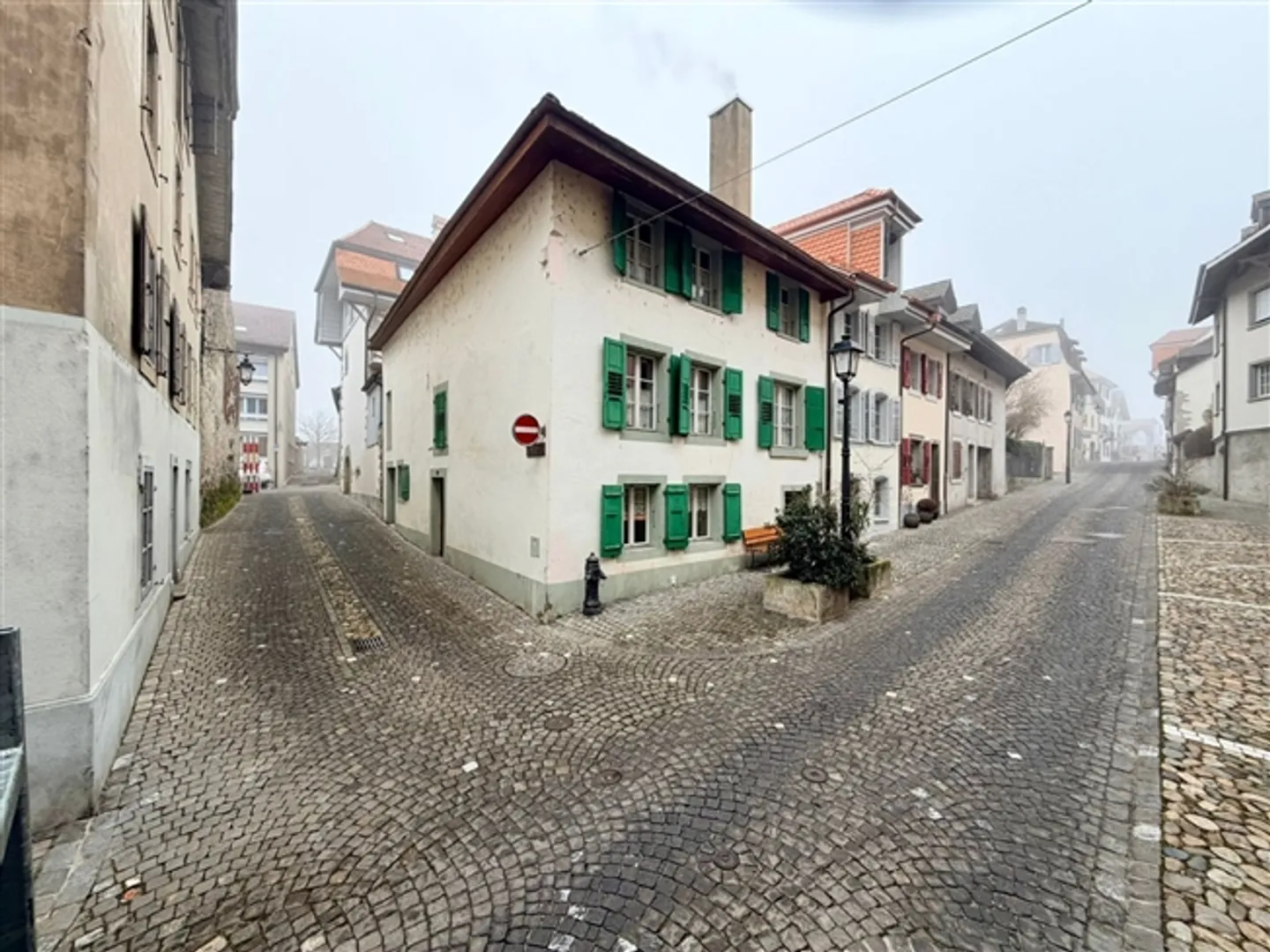 Exclusive Townhouse - Photo 1 of 8