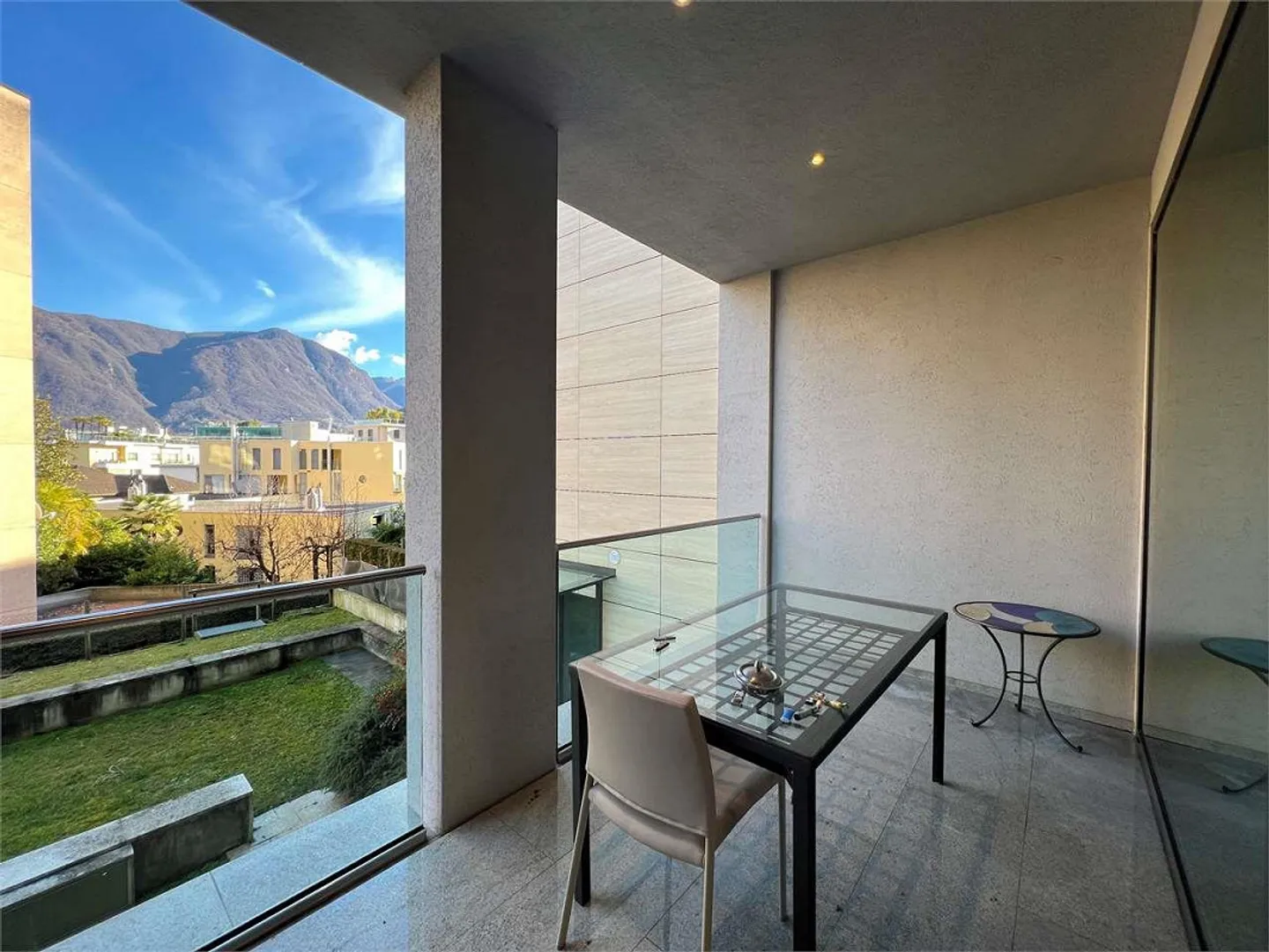 Modernes Apartment in Lugano - Foto 2 von 6