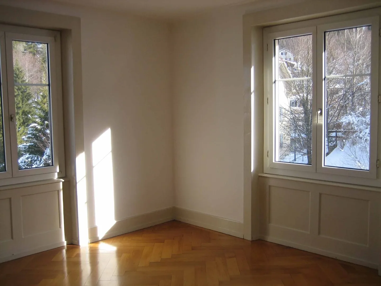 Wohnung mit 3.5 Zimmern im Erdgeschoss - Foto 3 von 8