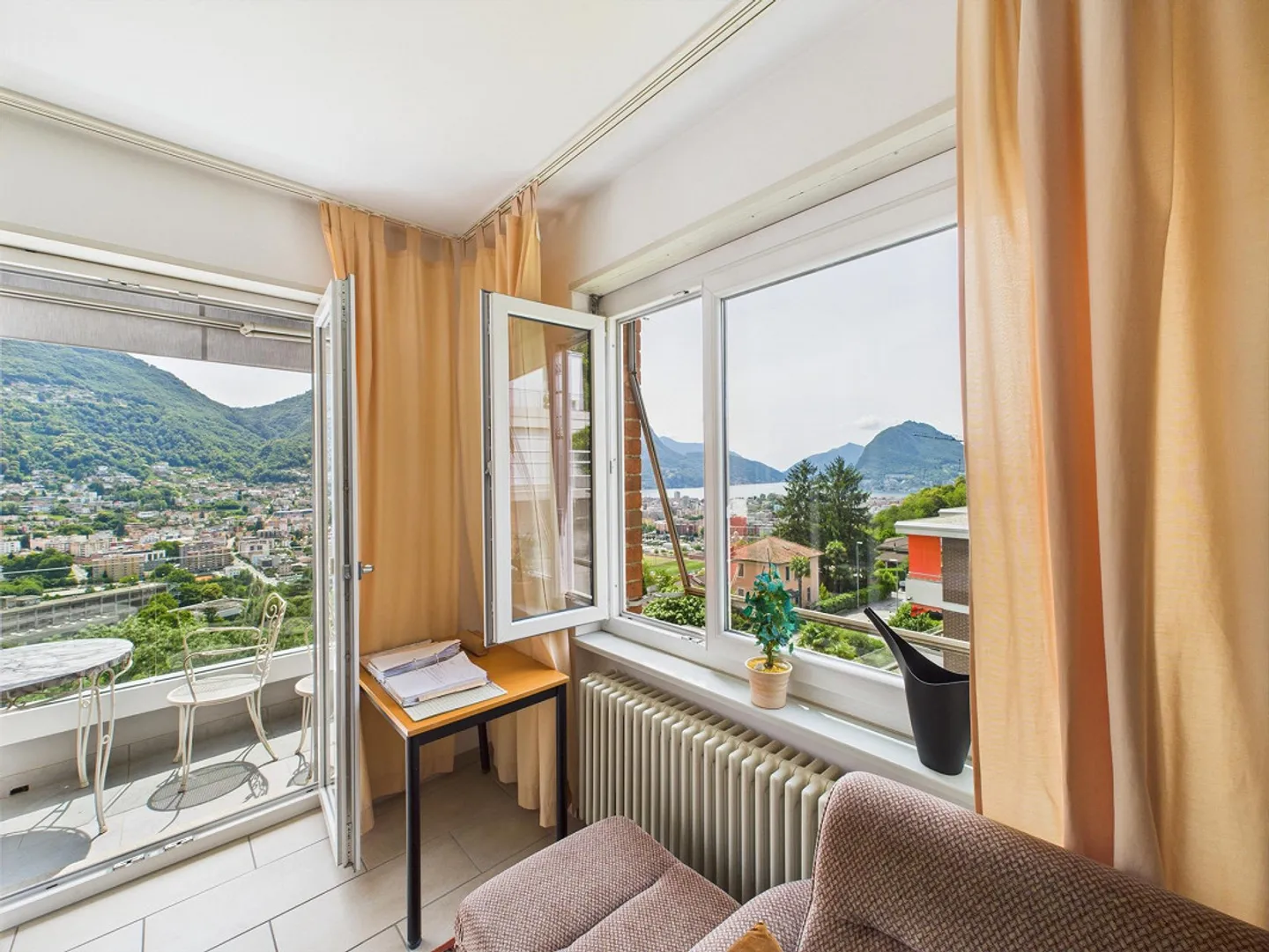 Panorama sul Lago – Appartamento di 3,5 locali a Porza, adatto anche come residenza secondaria - Foto 3 di 13