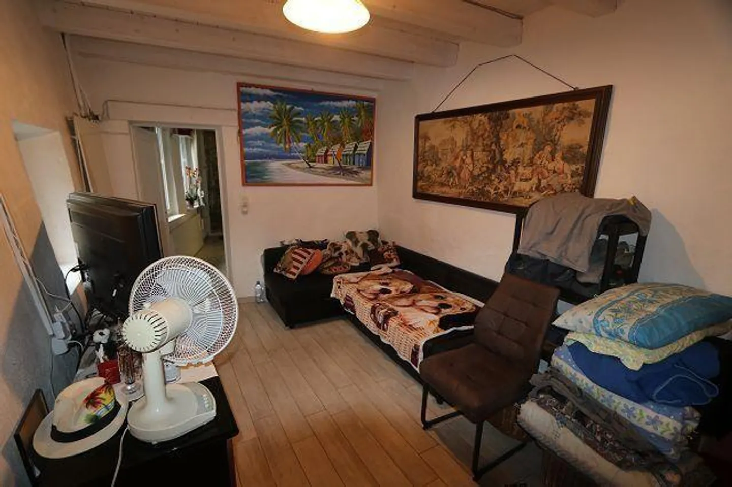 Maison de village 5 1/2 pièces avec 4 places de parking extérieures - Photo 2 sur 18