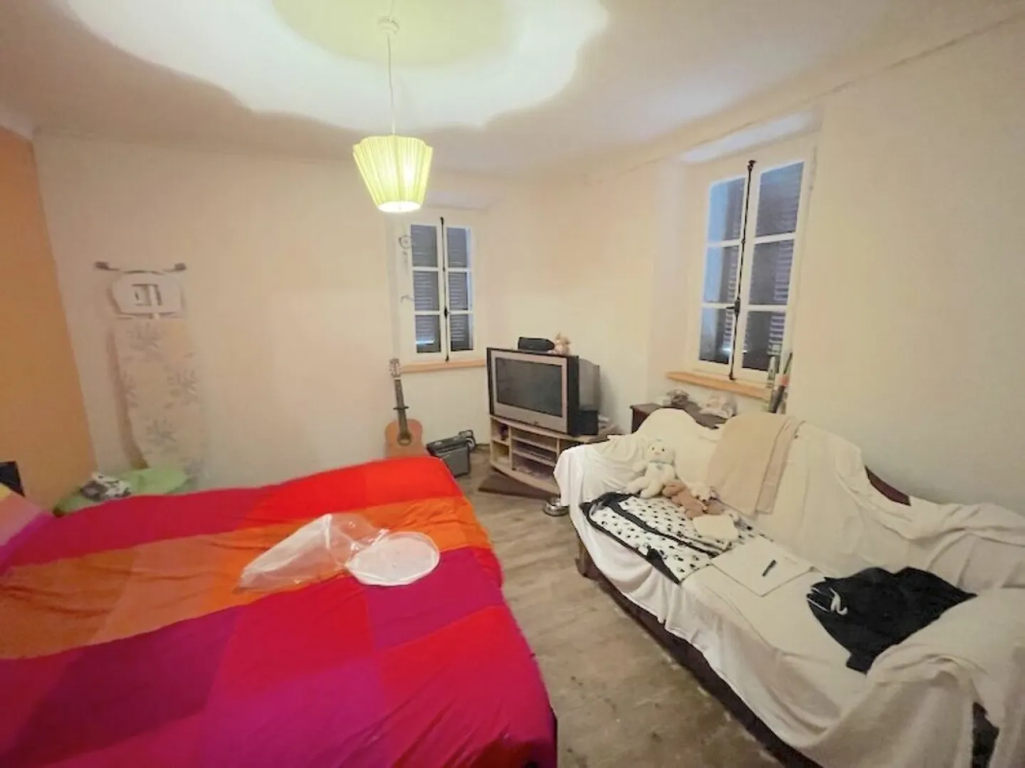 Eck Haus mit Baubewilligung für 2 Wohnungen - Casa d'angolo con concessione edilizia per 2 appartamenti - Foto 14 von 20