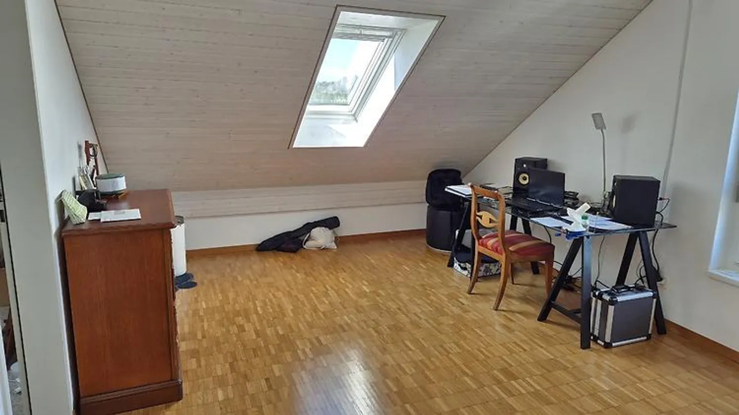 APPARTEMENT 3½ PIÈCES À MOOSSEEDORF (BE), MEUBLÉ, TEMPORAIRE - Photo 6 sur 9