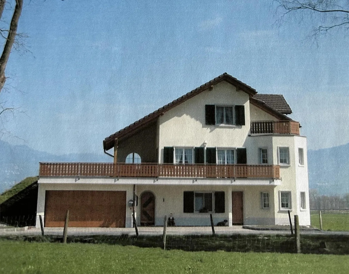 6 1/2 Room House Section in the Green on a Farm in Benken SG - Photo 1 of 14