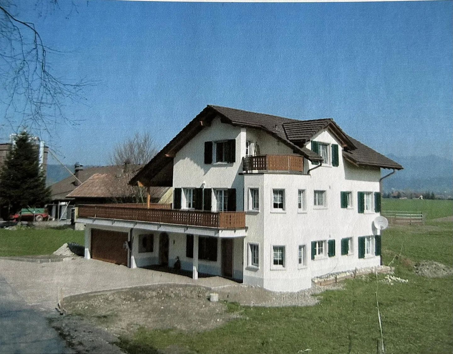 6 1/2 Room House Section in the Green on a Farm in Benken SG - Photo 2 of 14