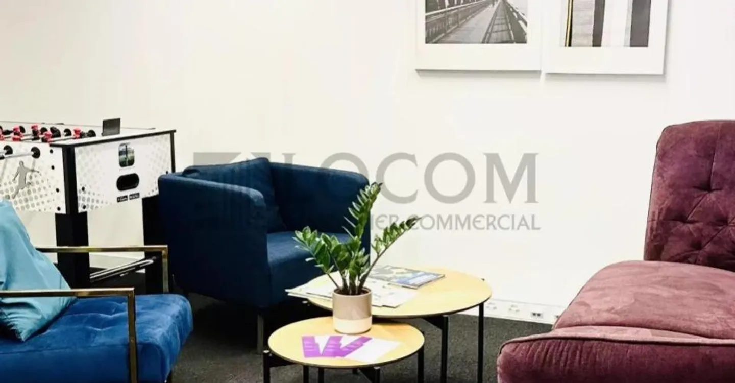 Scrivania o Ufficio Privato con Vista Lago - Foto 6 di 8