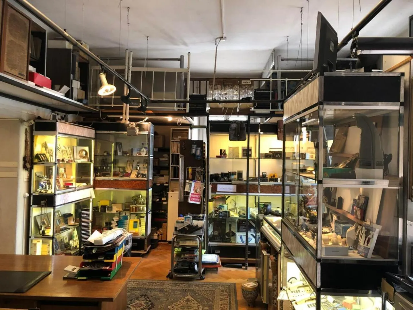 Appartamento di 4 1/2 locali nel primo piano in posizione molto centrale - Foto 8 di 13