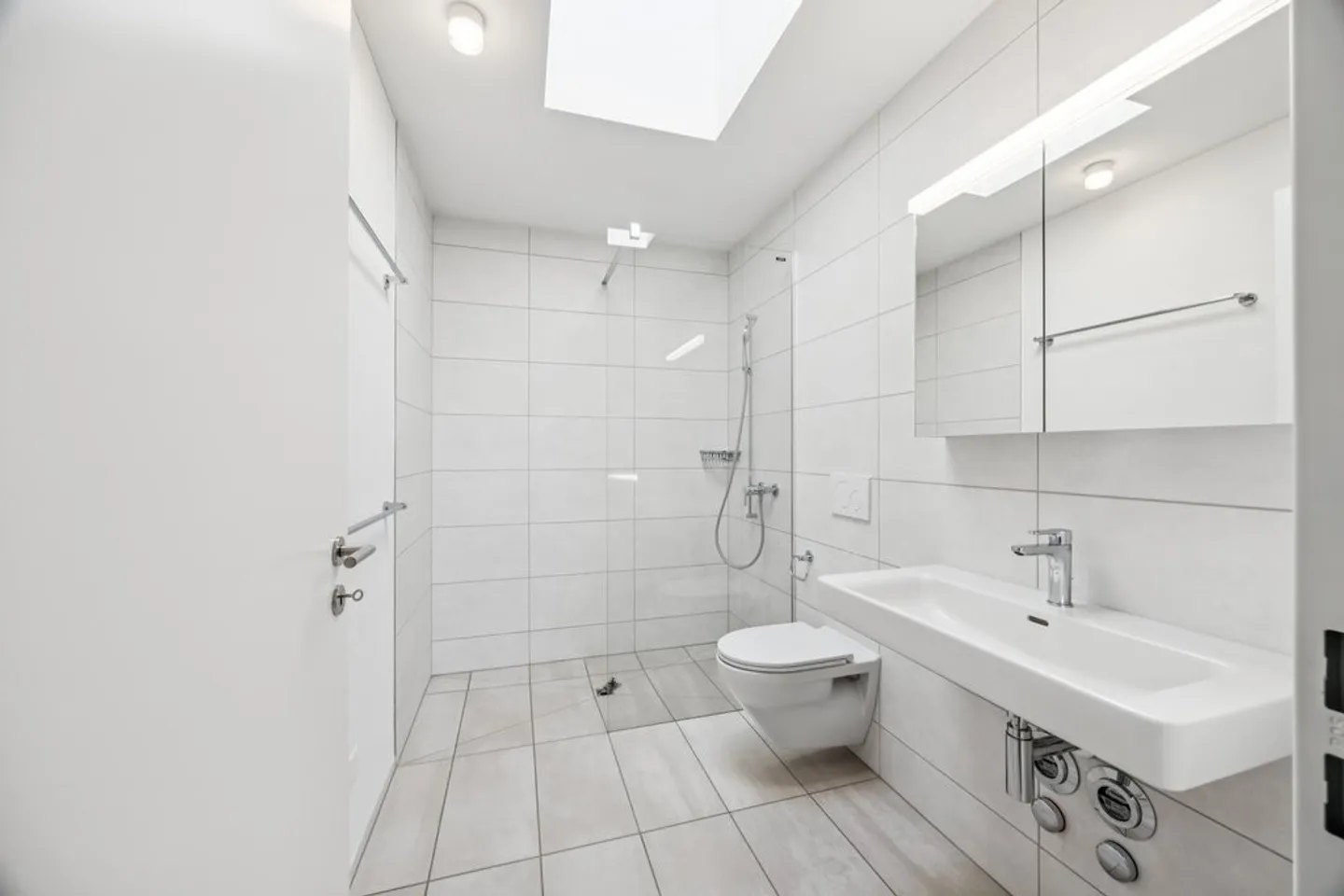 Modern 2.5-Room Apartment - Photo 6 of 10