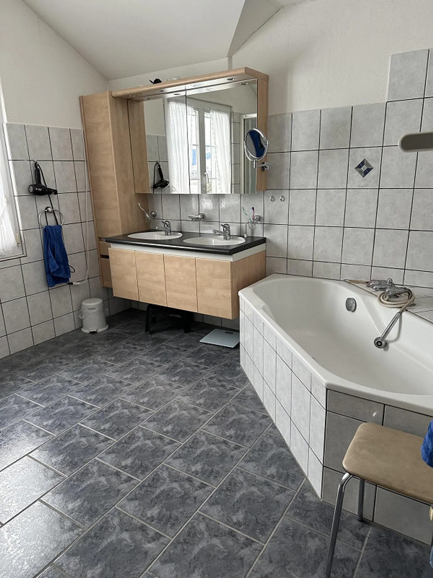 6 1/2 Room House Section in the Green on a Farm in Benken SG - Photo 12 of 14