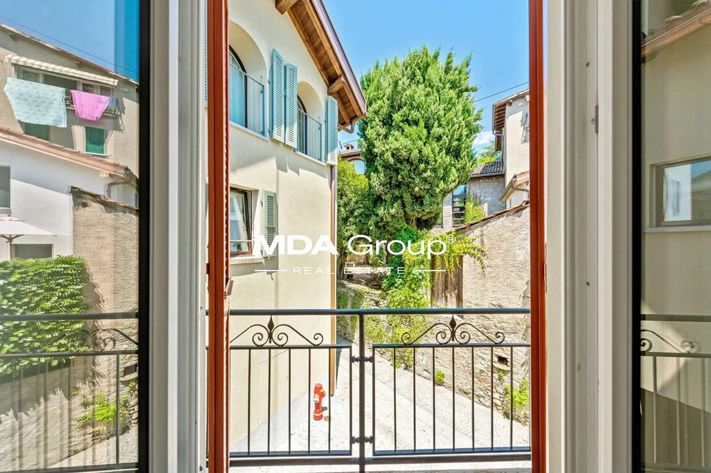 House for sale, Strada di Camper, in Comano, Switzerland - Photo 2 of 13