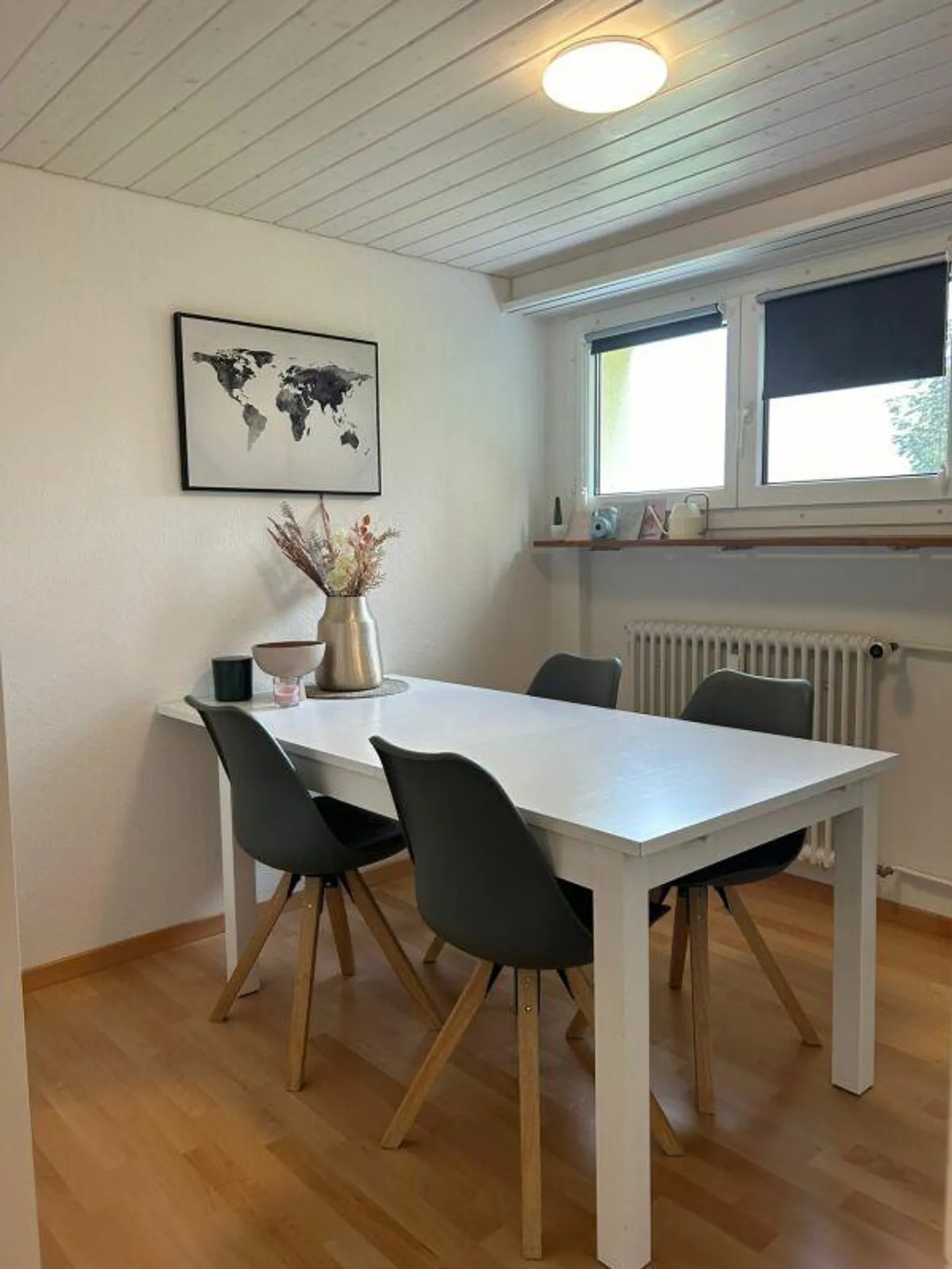 geräumige 2.5 Zimmerwohnung mit Aussicht - Foto 3 von 8