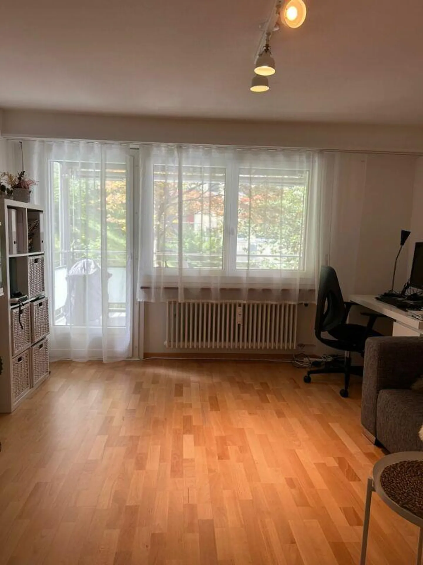 geräumige 2.5 Zimmerwohnung mit Aussicht - Foto 4 von 8