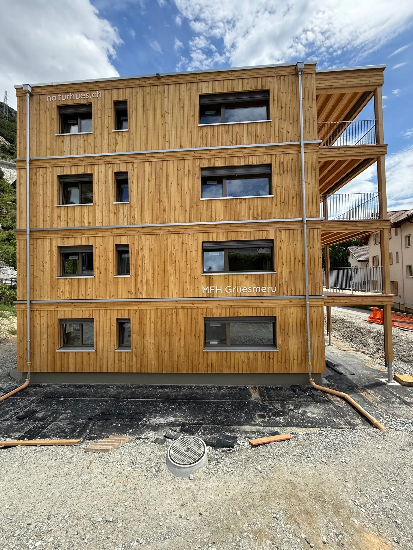 Ultimo appartamento di nuova costruzione di 4 1/2 locali in costruzione in legno di alta qualità - Foto 4 di 15