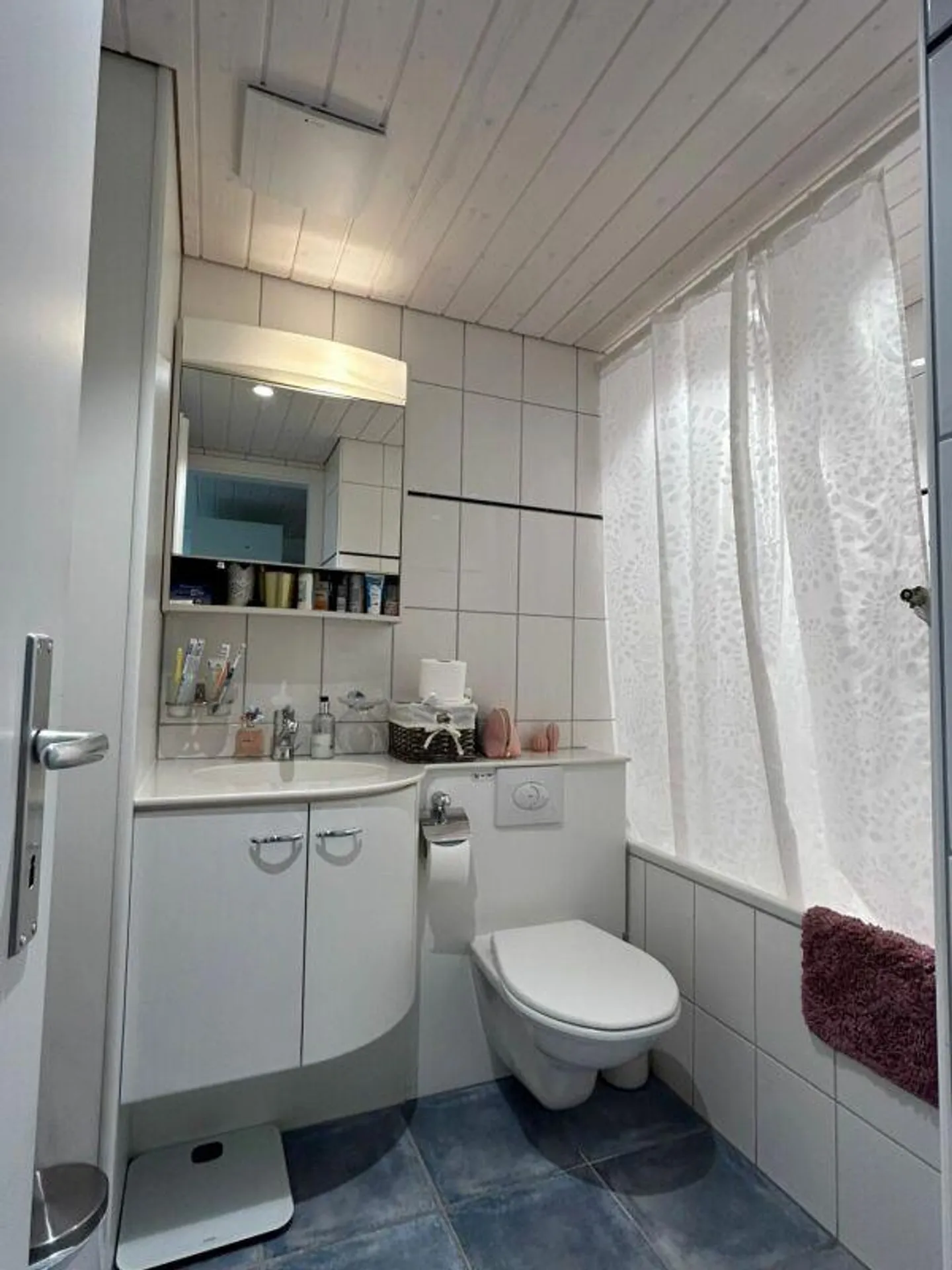 geräumige 2.5 Zimmerwohnung mit Aussicht - Foto 5 von 8