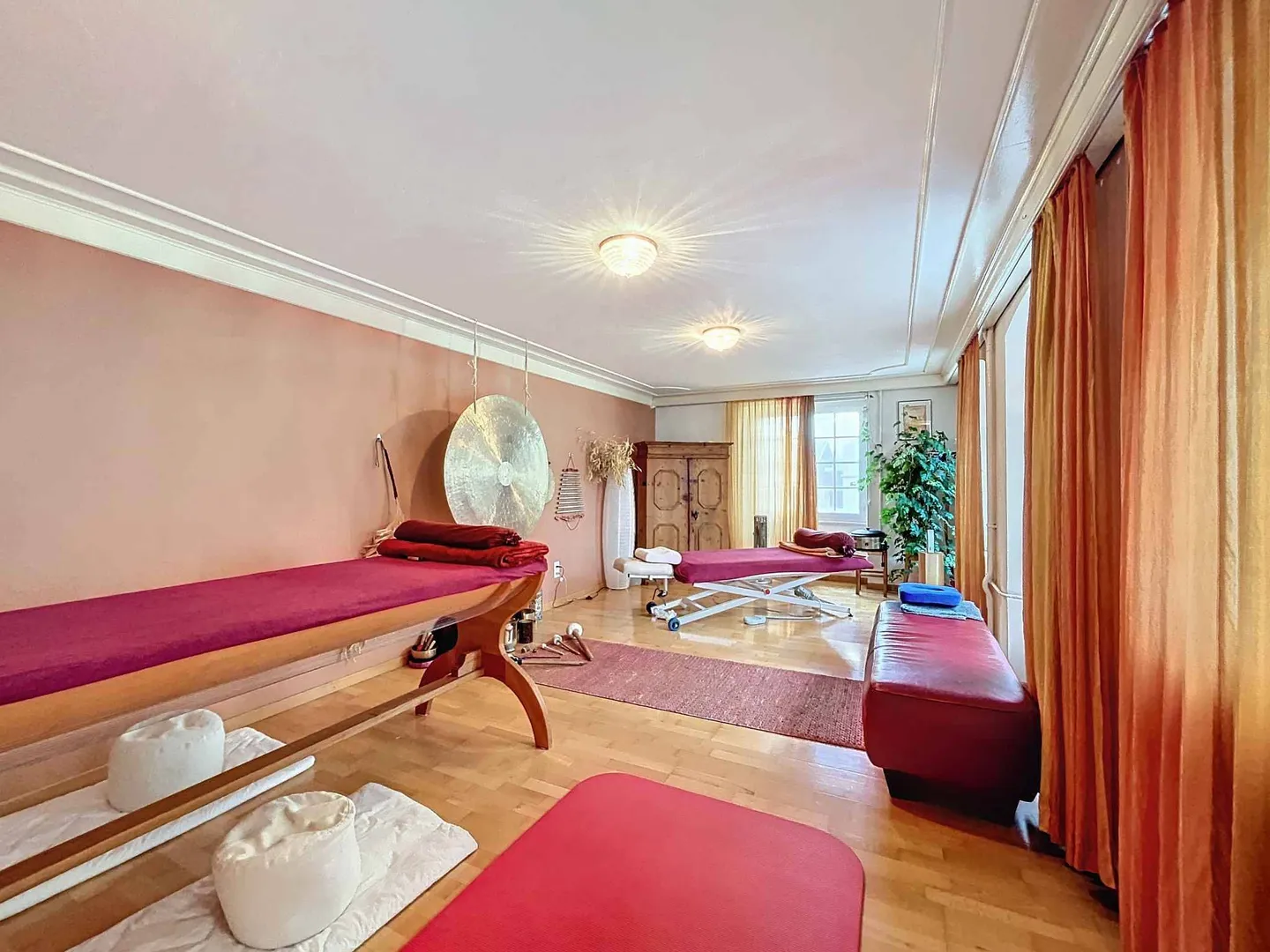 An exceptional estate steeped in history - A rare opportunity on the market! - Photo 10 of 13