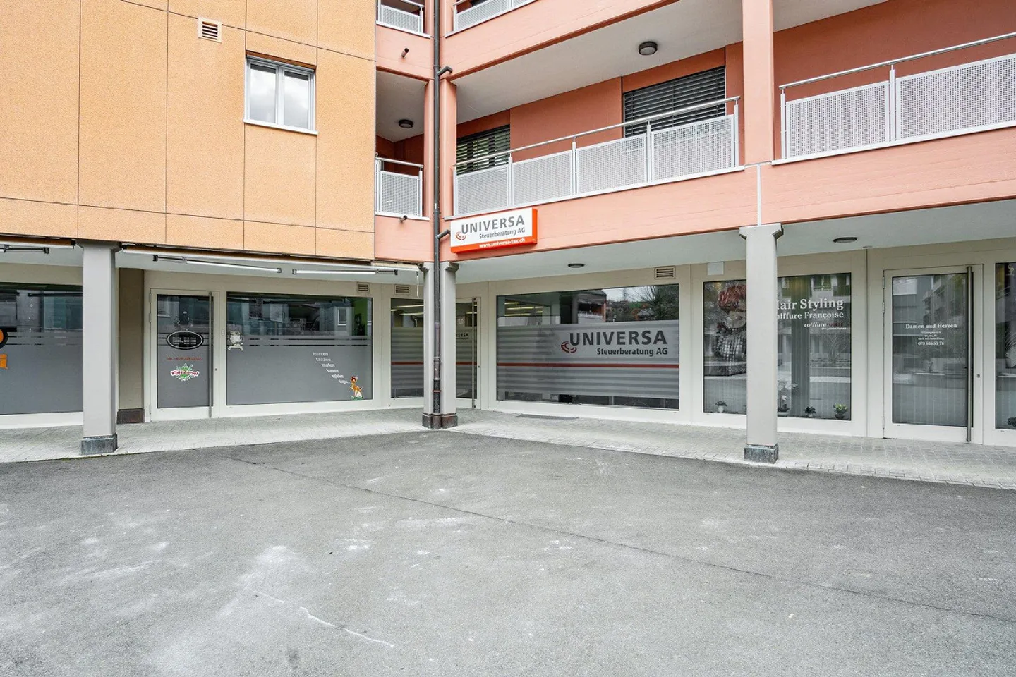 Locali commerciali (91m2) - Foto 2 di 8