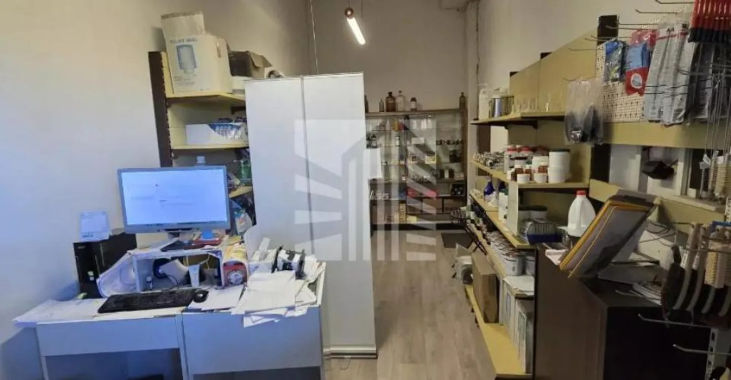 Espace Commercial Spacieux à Ecublens - Photo 11 sur 12