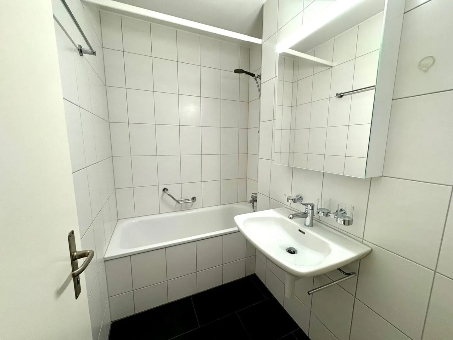 Appartement à louer - Photo 3 sur 8
