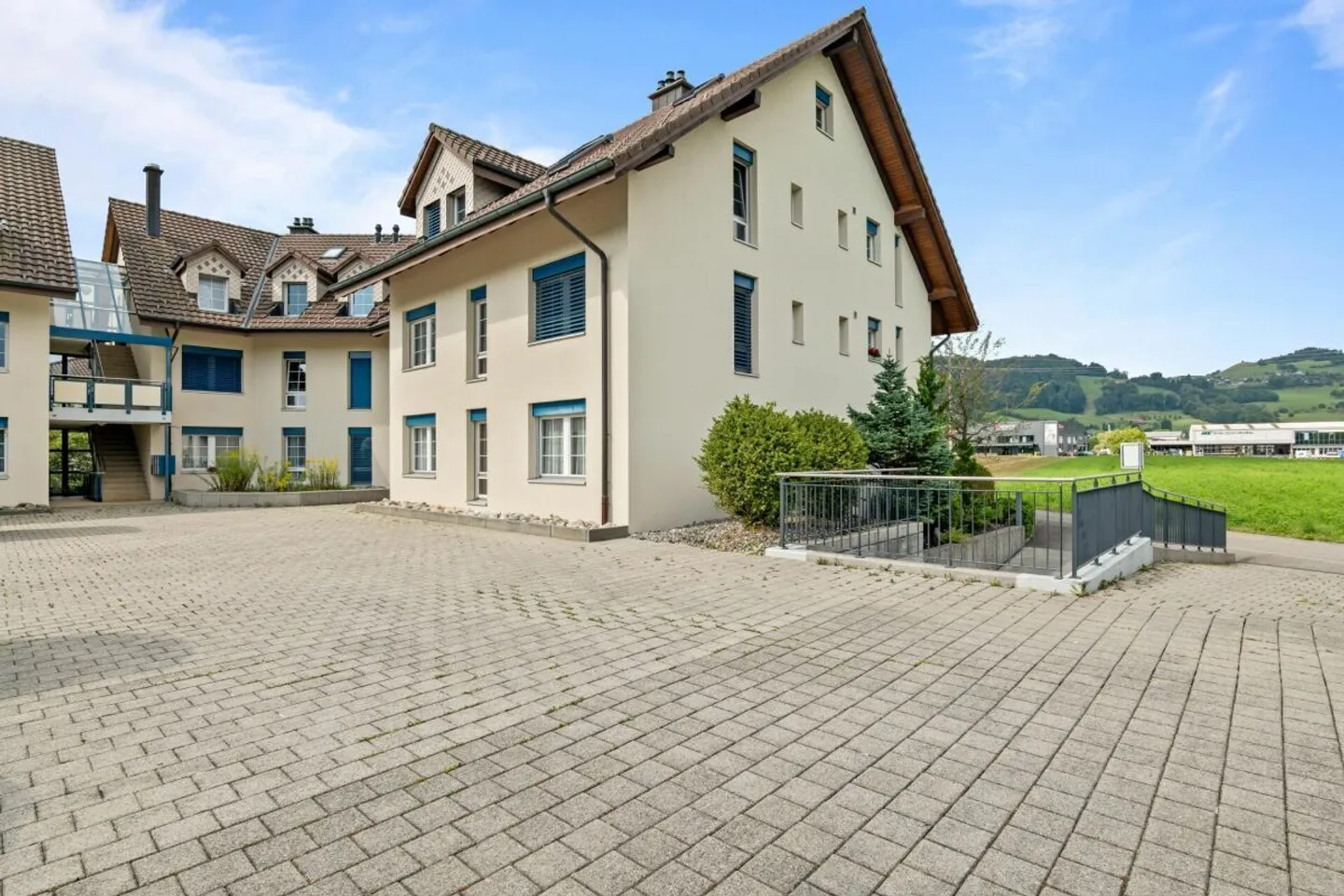 Appartamento in vendita - Foto 7 di 8