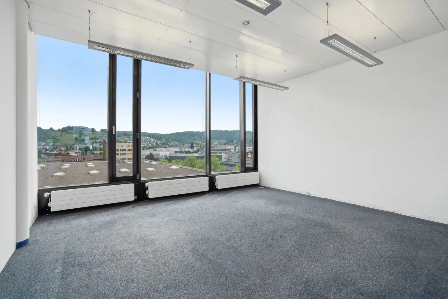 Commercial à louer, Kasernenstrasse 1, à Bachenbülach, Suisse - Photo 10 sur 13